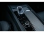 Volvo XC60 2.0 T6 Plug-in hybrid AWD Plus Dark Orig. NL geleverd dealer ondh. 1e Eigenaar!