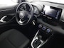 Toyota Yaris 1.5 VVT-I First Edition Bi-Tone Automaat | Apple Carplay & AndroidAUTO | Camera | Lichtmetalen velgen |