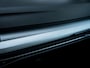 Volkswagen Golf 1.5 TSI Life | Navigatie | Stoelverwarming | IQ Light | Stuurwiel Verwarmd | Achteruitrijcamera | 3 Zone - Climate Control | Stoelverwarming | AppleCarplay | AndroidAuto | Lichtmetalen Velgen | LED Koplampen | Parelmoer Lak |