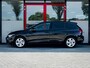 Volkswagen Golf 1.5 TSI Life | Navigatie | Stoelverwarming | IQ Light | Stuurwiel Verwarmd | Achteruitrijcamera | 3 Zone - Climate Control | Stoelverwarming | AppleCarplay | AndroidAuto | Lichtmetalen Velgen | LED Koplampen | Parelmoer Lak |