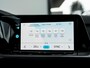 Volkswagen Golf 1.5 TSI Life | Navigatie | Stoelverwarming | IQ Light | Stuurwiel Verwarmd | Achteruitrijcamera | 3 Zone - Climate Control | Stoelverwarming | AppleCarplay | AndroidAuto | Lichtmetalen Velgen | LED Koplampen | Parelmoer Lak |