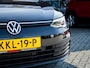 Volkswagen Golf 1.5 TSI Life | Navigatie | Stoelverwarming | IQ Light | Stuurwiel Verwarmd | Achteruitrijcamera | 3 Zone - Climate Control | Stoelverwarming | AppleCarplay | AndroidAuto | Lichtmetalen Velgen | LED Koplampen | Parelmoer Lak |