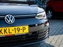 Volkswagen Golf 1.5 TSI Life | Navigatie | Stoelverwarming | IQ Light | Stuurwiel Verwarmd | Achteruitrijcamera | 3 Zone - Climate Control | Stoelverwarming | AppleCarplay | AndroidAuto | Lichtmetalen Velgen | LED Koplampen | Parelmoer Lak |
