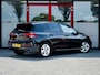 Volkswagen Golf 1.5 TSI Life | Navigatie | Stoelverwarming | IQ Light | Stuurwiel Verwarmd | Achteruitrijcamera | 3 Zone - Climate Control | Stoelverwarming | AppleCarplay | AndroidAuto | Lichtmetalen Velgen | LED Koplampen | Parelmoer Lak |