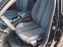Peugeot 208 Allure | Elektrische parkeerrem | Extra getinte achterste zijruiten en achterruit | Extra getinte achterste zijruiten en achterruit