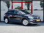 Volkswagen T-Roc 1.0 TSI Style | Camera | Origineel NL | 2e Eigenaar | Navigatie | Adaptieve Cruise Control | Climate Control | Privacy Glas | Parkeersensoren | Apple Carplay | Android Auto | Metallic Lak | Lichtmetalen Velgen | All Season Banden |