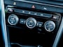 Volkswagen T-Roc 1.0 TSI Style | Camera | Origineel NL | 2e Eigenaar | Navigatie | Adaptieve Cruise Control | Climate Control | Privacy Glas | Parkeersensoren | Apple Carplay | Android Auto | Metallic Lak | Lichtmetalen Velgen | All Season Banden |