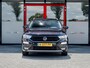 Volkswagen T-Roc 1.0 TSI Style | Camera | Origineel NL | 2e Eigenaar | Navigatie | Adaptieve Cruise Control | Climate Control | Privacy Glas | Parkeersensoren | Apple Carplay | Android Auto | Metallic Lak | Lichtmetalen Velgen | All Season Banden |