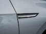 Volkswagen Golf 1.5 TSI Style | Head Up | Stoelverwarming | ErgoActive | Camera | Adaptieve Cruise Control | Memory Seat | Navigatie | Apple Carplay | Android Auto | Keyless Entry | 17'' Lichtmetalen Velgen |