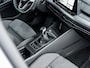 Volkswagen Golf 1.5 TSI Style | Head Up | Stoelverwarming | ErgoActive | Camera | Adaptieve Cruise Control | Memory Seat | Navigatie | Apple Carplay | Android Auto | Keyless Entry | 17'' Lichtmetalen Velgen |