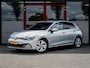Volkswagen Golf 1.5 TSI Style | Head Up | Stoelverwarming | ErgoActive | Camera | Adaptieve Cruise Control | Memory Seat | Navigatie | Apple Carplay | Android Auto | Keyless Entry | 17'' Lichtmetalen Velgen |