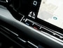 Volkswagen Golf 1.5 TSI Style | Head Up | Stoelverwarming | ErgoActive | Camera | Adaptieve Cruise Control | Memory Seat | Navigatie | Apple Carplay | Android Auto | Keyless Entry | 17'' Lichtmetalen Velgen |