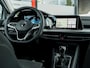 Volkswagen Golf 1.5 TSI Style | Head Up | Stoelverwarming | ErgoActive | Camera | Adaptieve Cruise Control | Memory Seat | Navigatie | Apple Carplay | Android Auto | Keyless Entry | 17'' Lichtmetalen Velgen |