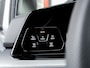 Volkswagen Golf 1.5 TSI Style | Head Up | Stoelverwarming | ErgoActive | Camera | Adaptieve Cruise Control | Memory Seat | Navigatie | Apple Carplay | Android Auto | Keyless Entry | 17'' Lichtmetalen Velgen |