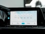 Volkswagen Golf 1.5 TSI Style | Head Up | Stoelverwarming | ErgoActive | Camera | Adaptieve Cruise Control | Memory Seat | Navigatie | Apple Carplay | Android Auto | Keyless Entry | 17'' Lichtmetalen Velgen |