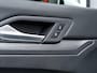 Volkswagen Golf 1.5 TSI Style | Head Up | Stoelverwarming | ErgoActive | Camera | Adaptieve Cruise Control | Memory Seat | Navigatie | Apple Carplay | Android Auto | Keyless Entry | 17'' Lichtmetalen Velgen |