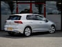 Volkswagen Golf 1.5 TSI Style | Head Up | Stoelverwarming | ErgoActive | Camera | Adaptieve Cruise Control | Memory Seat | Navigatie | Apple Carplay | Android Auto | Keyless Entry | 17'' Lichtmetalen Velgen |