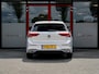 Volkswagen Golf 1.5 TSI Style | Head Up | Stoelverwarming | ErgoActive | Camera | Adaptieve Cruise Control | Memory Seat | Navigatie | Apple Carplay | Android Auto | Keyless Entry | 17'' Lichtmetalen Velgen |