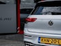 Volkswagen Golf 1.5 TSI Style | Head Up | Stoelverwarming | ErgoActive | Camera | Adaptieve Cruise Control | Memory Seat | Navigatie | Apple Carplay | Android Auto | Keyless Entry | 17'' Lichtmetalen Velgen |