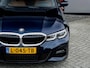 BMW 3-Serie 320e Business Edition Plus M Sport | Origineel NL | 2e Eigenaar | Rundleder | M-Sport pakket | Stoelverwarming | Laser LED | 19'' Lichtmetalen Velgen | LED Koplampen | Virtual Cockpit | Navigatie | Camera | Cruise Control | Climate Control |