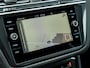 Volkswagen Tiguan 1.5 TSI Elegance | Trekhaak | Achteruitrijcamera | IQ Light Matrix | Navigatie | Stoelverwarming | Stuurwiel Verwarmd | Head-Up Display | Apple Carplay | AndroidAuto | Parkeersensoren |