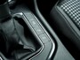 Volkswagen Tiguan 1.5 TSI Elegance | Trekhaak | Achteruitrijcamera | IQ Light Matrix | Navigatie | Stoelverwarming | Stuurwiel Verwarmd | Head-Up Display | Apple Carplay | AndroidAuto | Parkeersensoren |