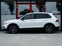 Volkswagen Tiguan 1.5 TSI Elegance | Trekhaak | Achteruitrijcamera | IQ Light Matrix | Navigatie | Stoelverwarming | Stuurwiel Verwarmd | Head-Up Display | Apple Carplay | AndroidAuto | Parkeersensoren |