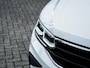 Volkswagen Tiguan 1.5 TSI Elegance | Trekhaak | Achteruitrijcamera | IQ Light Matrix | Navigatie | Stoelverwarming | Stuurwiel Verwarmd | Head-Up Display | Apple Carplay | AndroidAuto | Parkeersensoren |