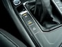 Volkswagen Tiguan 1.5 TSI Elegance | Trekhaak | Achteruitrijcamera | IQ Light Matrix | Navigatie | Stoelverwarming | Stuurwiel Verwarmd | Head-Up Display | Apple Carplay | AndroidAuto | Parkeersensoren |