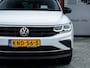 Volkswagen Tiguan 1.5 TSI Elegance | Trekhaak | Achteruitrijcamera | IQ Light Matrix | Navigatie | Stoelverwarming | Stuurwiel Verwarmd | Head-Up Display | Apple Carplay | AndroidAuto | Parkeersensoren |