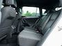 Volkswagen Tiguan 1.5 TSI Elegance | Trekhaak | Achteruitrijcamera | IQ Light Matrix | Navigatie | Stoelverwarming | Stuurwiel Verwarmd | Head-Up Display | Apple Carplay | AndroidAuto | Parkeersensoren |