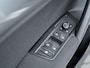 Volkswagen Tiguan 1.5 TSI Elegance | Trekhaak | Achteruitrijcamera | IQ Light Matrix | Navigatie | Stoelverwarming | Stuurwiel Verwarmd | Head-Up Display | Apple Carplay | AndroidAuto | Parkeersensoren |