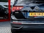 Volkswagen Tiguan Allspace 1.5 TSI Life Business 7p. | Camera | Keyless | ErgoActive Seats | Stoelverwarming | Stuurwiel Verwarmd | Elektrische Kofferklep | 7 Persoons | Adaptieve Cruise Control | Virtual Cockpit |