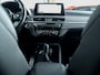 BMW X2 xDrive25e High Executive | M-Sport | Harman & Kardon | Leder | Memory | Camera | Stoelverwarming | Navigatie | Climate Control | M Pakket | Sportstoelen | 19'' Lichtmetalen Velgen | Parkeersensoren |