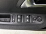 Peugeot 208 1.2 Hybrid 110 e-DCS6 Business | Navigatie | Achteruitrij | Camera | Parkeersensoren Voor + Achter | Armsteun | Apple Carplay/Android Auto |
