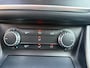 Mercedes-Benz A-klasse 180 4U3 -AIRCO-CRUISECONTROL-XENON-TREKHAAK-PDC V+A-ORIGINEEL NEDERLANDS!-ISOFIX-NAVI-BLUETOOTH-97.345 KM'S