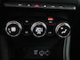 Renault Captur 1.3 TCe 140 R.S. Line | Apple Carplay/Android | cruise control | electronic climate control | lederen/stof bekleding | LED koplampen | lichtmetalen velgen 18" | navigatiesysteem full map | rijstrooksensor met correctie |