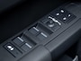 Land Rover Defender 110 2.0 P300e 110 X-Dynamic HSE | URBAN | FACELIFT | Trekhaak | Cold Climate |