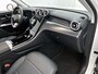 Mercedes-Benz GLC 300 e 4MATIC Plug-In Hybride Luxury | Trekhaak | Panoramdak | Memory | Stoel en Stuurverwarming | Dode Hoek Ass. |  CarPlay | Inclusief 24 maanden Mercedes-Benz Certified garantie voor Europa.