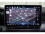 Volkswagen Golf 1.5 TSI Goal Navigatie | Panoramadak | 4-Seizoenen banden | Parkeersensoren |  Fabrieksgarantie