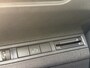 Peugeot 3008 BWJ 2017 | 1.2T 131PK Première | TREKHAAK | LEDER/STOF | CAMERA A | CARPLAY | CLIMA | NAVI | 19'' LMV | PDC 2X |