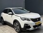 Peugeot 3008 BWJ 2017 | 1.2T 131PK Première | TREKHAAK | LEDER/STOF | CAMERA A | CARPLAY | CLIMA | NAVI | 19'' LMV | PDC 2X |