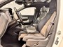 Volvo XC40 Plug-in Hybrid T4 Ultimate Bright | Panoramadak | Stoel- en stuurverwarming | Elektrische stoelverstelling | Navigatie | Apple Carplay / Android Auto | Getint glas | 19 inch velgen | LED koplampen | Climate control |