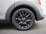 MINI Cooper 5-Deurs 1.5 Business Edition | Automaat | Navigatie | Stoel verwarming | Sfeer verlichting | Virtual cockpit | Half leder | Climate Control | Parkeer sensoren | DAB | Lichtmetalen Velgen| Union jack achterlichten