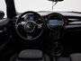 MINI Cooper 5-Deurs 1.5 Business Edition | Automaat | Navigatie | Stoel verwarming | Sfeer verlichting | Virtual cockpit | Half leder | Climate Control | Parkeer sensoren | DAB | Lichtmetalen Velgen| Union jack achterlichten