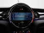 MINI Cooper 5-Deurs 1.5 Business Edition | Automaat | Navigatie | Stoel verwarming | Sfeer verlichting | Virtual cockpit | Half leder | Climate Control | Parkeer sensoren | DAB | Lichtmetalen Velgen| Union jack achterlichten