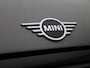 MINI Cooper 5-Deurs 1.5 Business Edition | Automaat | Navigatie | Stoel verwarming | Sfeer verlichting | Virtual cockpit | Half leder | Climate Control | Parkeer sensoren | DAB | Lichtmetalen Velgen| Union jack achterlichten
