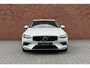 Volvo V60 T8 Twin Engine AWD Inscription | Trekhaak | Panoramadak | Adaptieve Bochtverlichting | BLIS Dodehoekdetectie | Apple Carplay/ Android Auto | Parkeercamera | Verwarmbare Voorstoelen | Navigatie