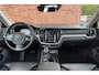Volvo V60 T8 Twin Engine AWD Inscription | Trekhaak | Panoramadak | Adaptieve Bochtverlichting | BLIS Dodehoekdetectie | Apple Carplay/ Android Auto | Parkeercamera | Verwarmbare Voorstoelen | Navigatie