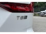 Volvo V60 T8 Twin Engine AWD Inscription | Trekhaak | Panoramadak | Adaptieve Bochtverlichting | BLIS Dodehoekdetectie | Apple Carplay/ Android Auto | Parkeercamera | Verwarmbare Voorstoelen | Navigatie